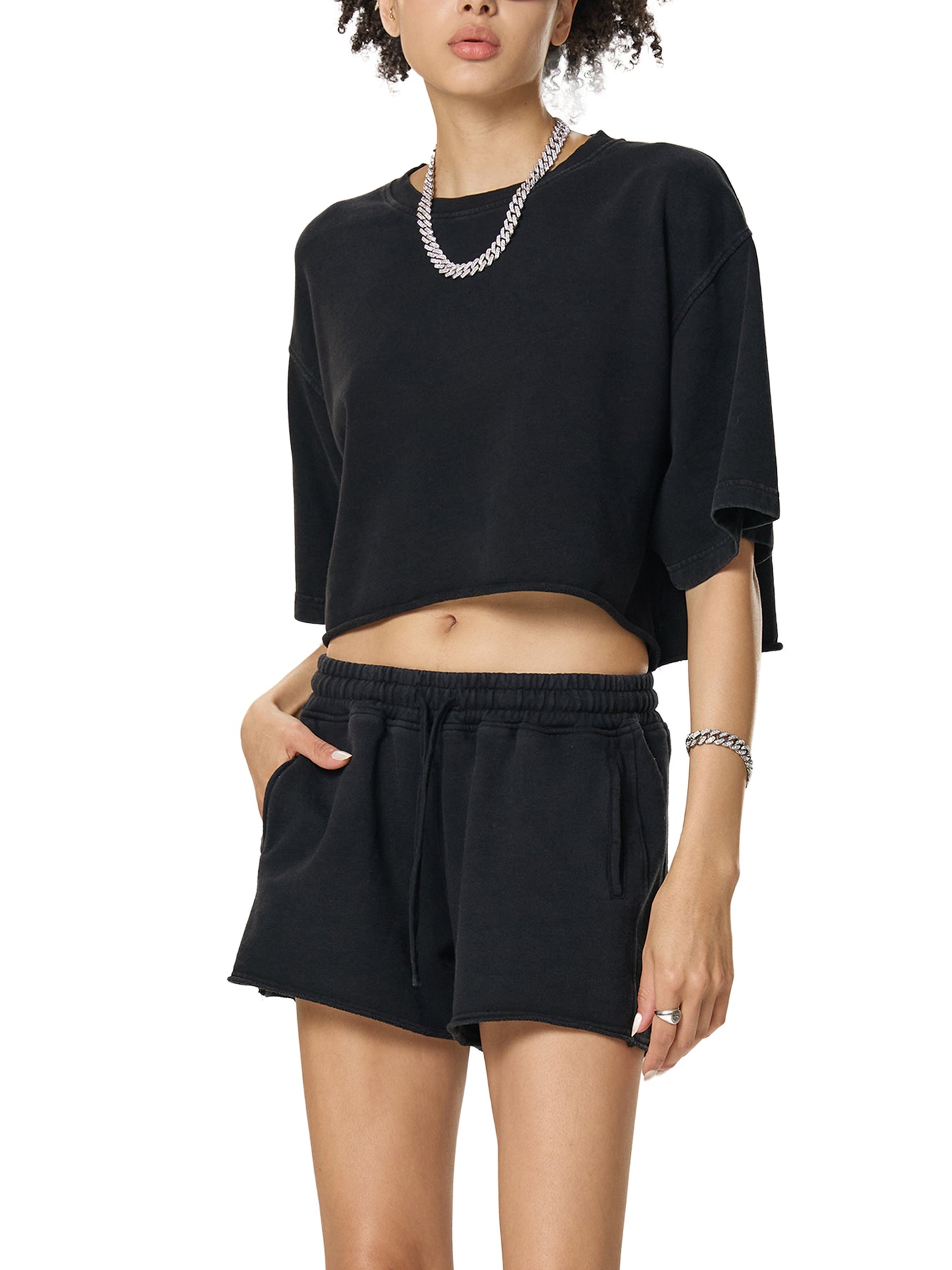 SALUT CHAMPS- "GLOVES UP CROP TEE"