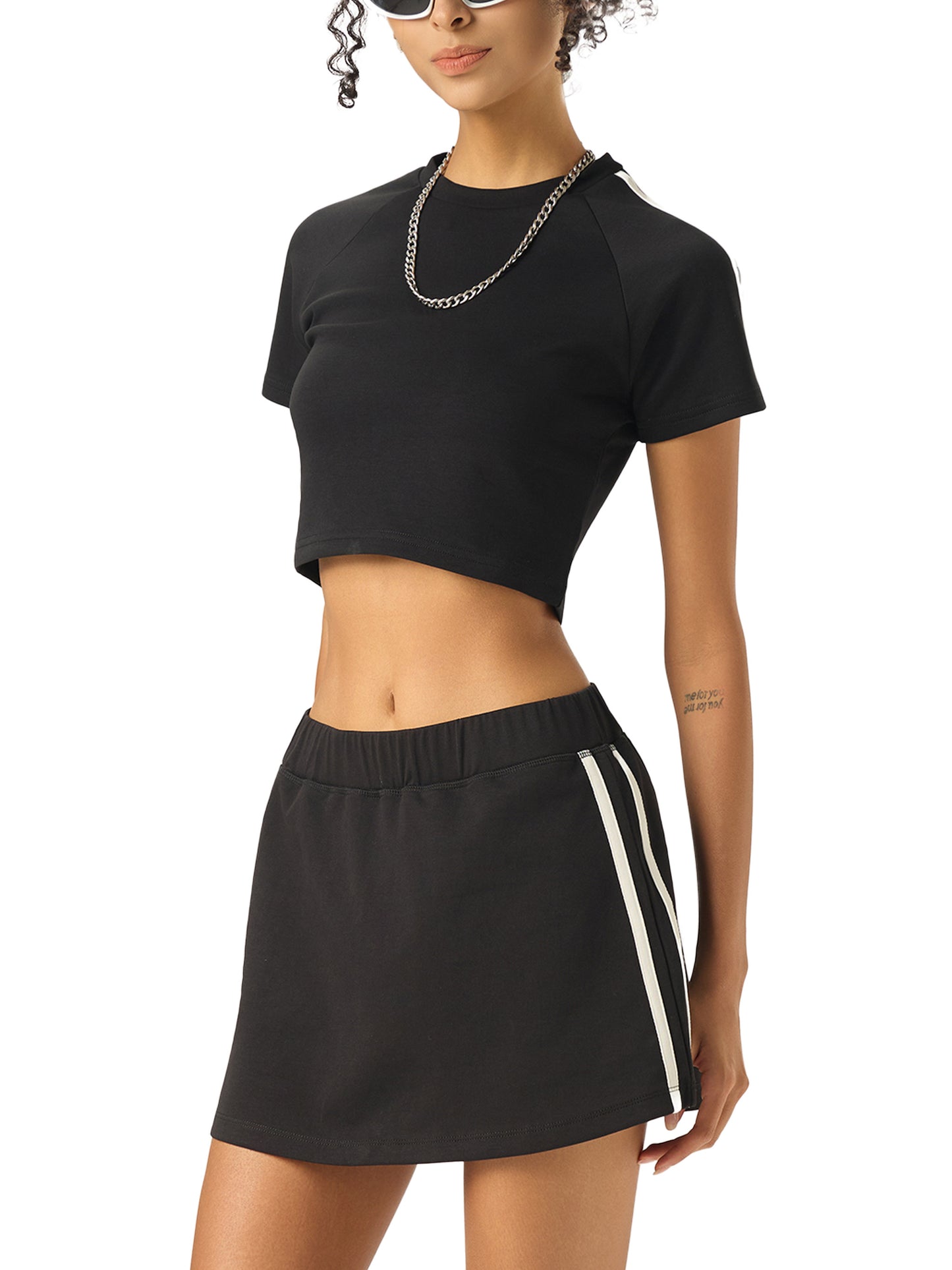 Move Strong – Taped Cooling Crop by SALUT CHAMPS